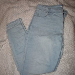 Old Navy skinny Jean 14